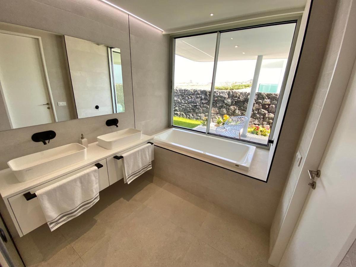 Rocavista - Villa With Heated Rooftop Pool And Amazing Ocean View Costa Adeje  Ngoại thất bức ảnh